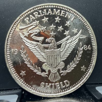 1984 Vintage  1 oz .999 Silver Round ~ Parliament Shield