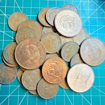 Mexico Coin Lot 1 Silver Peso, 5, 10, 20 Centavos With AU/BU Cuauhtémoc 00900