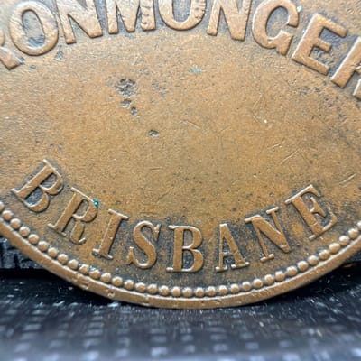 1863 AUSTRALIA W & B BROOKES IRONMONGERS COPPER PENNY TOKEN Queensland 00904 - additional view
