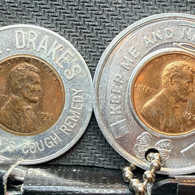 Vintage Encased Penny LOT Las Vegas Club Casino & Doctor Drake's Cent 00912 - additional view
