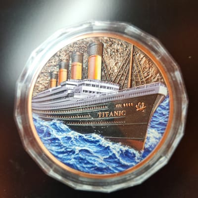 Titanic .999 Copper 1 Kilo Round with Display Box