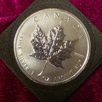 2012 1oz silver Canadian Maple 🍁  mint sealed - additional view