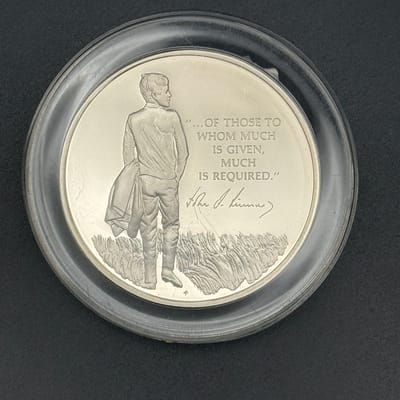 2 0z John Kennedy proof Franklin mint coin - additional view