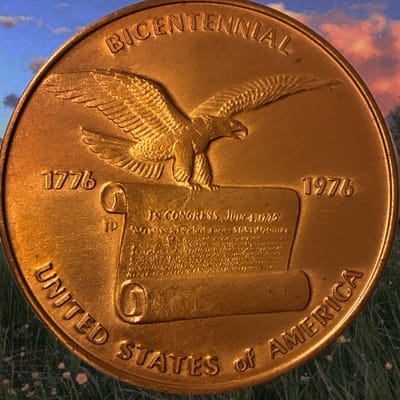 1.95 oz BRONZE BICENTENNIAL MEDAL(1776-1976) - additional view