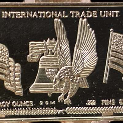1 oz SILVER CCM VINTAGE BAR-TRADE UNIT