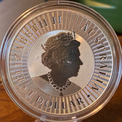 AUSTRALIAN KANGAROO 1 OZ SILVER COIN RANDOM DATE - additional view