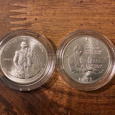 (2) SILVER COMMEMORATIVE HALF DOLLARS 