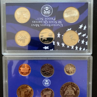 2004 P and D State Quarter 10 Coins from US Mint  - additional view