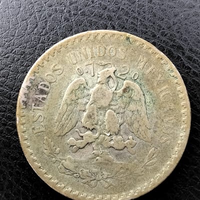 Silver 1932 Mexico 1 Peso-Cap & Rays VG condition  - additional view