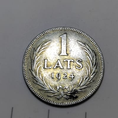 Silver 1924 Latvia 1 Lats (AU) Condition  - additional view
