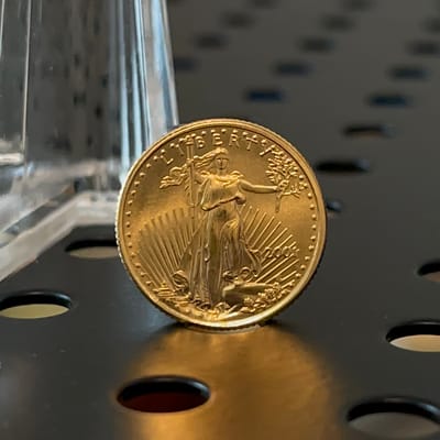 🦅 2001 American Gold Eagle – 1/10 oz