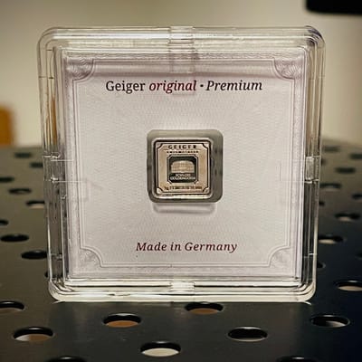 1g Geiger silver square