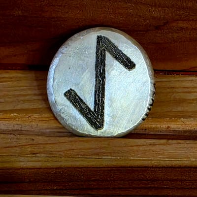 Eiwaz “Death” Rune Round