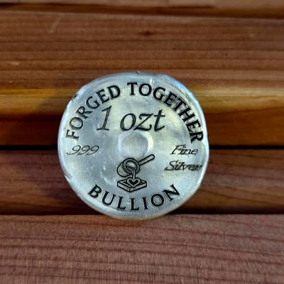 FTB- 1 ozt Hand Poured Fleur de Lis Round .999FS - additional view