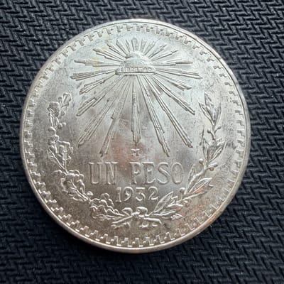 1932 Un Peso Mexico Silver Coin | .720 Fine | ASW .3857