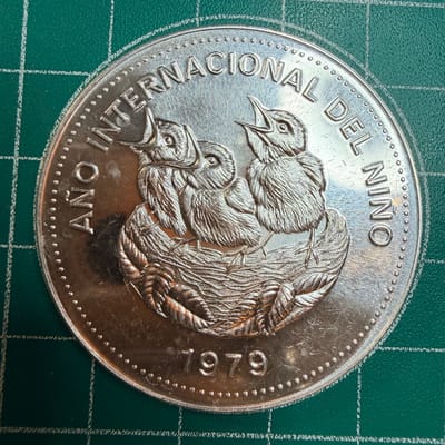 1979 Costa Rica 100 Colones .925 ASW 1.04 Child - additional view