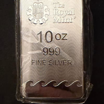 Britannia 10oz Silver Bar Royal Mint - additional view