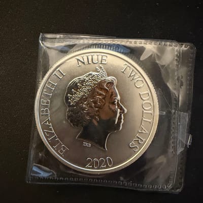 2020 1oz Niue Disney Mickey & Pluto .999 Silver - additional view