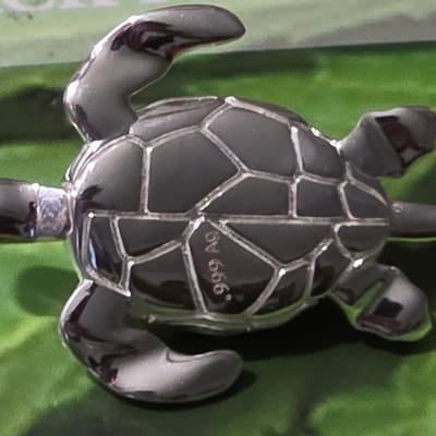.999 Silver Sea Turtle 3D 