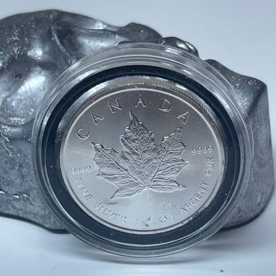 1 oz Elizabeth II Five Dollars 2023 .9999 Fine Sil - additional view