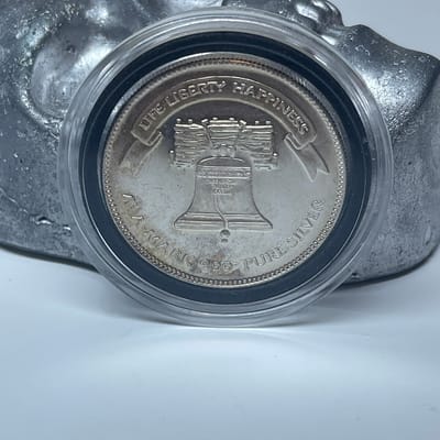 1 oz Coin 1983 Liberty Silver .999 Pure Silver - additional view