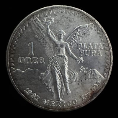 1982 Libertad 1 oz Silver Mexican Coin