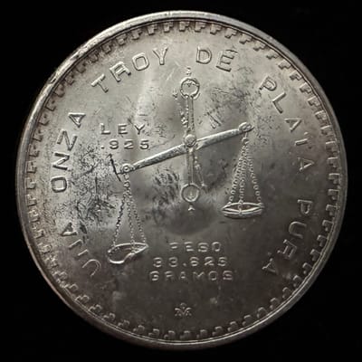 1980 Mexico Balance Scale Onza 1 oz Silver - additional view