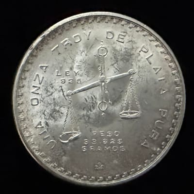 1979 Mexico 1 Onza Troy .925 Silver Balance Scale - additional view