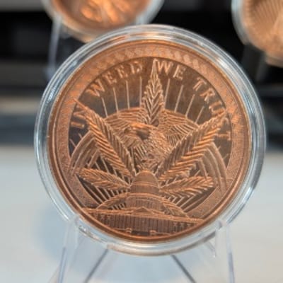 1 oz "Weed We Trust" Copper Round – .999