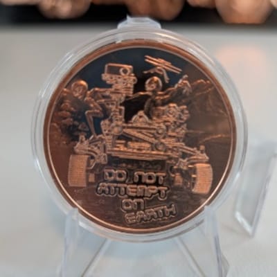 1 oz .999 Fine Copper Round Aliens Do Not Attempt
