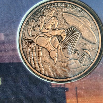 1 OZ Colorized Copper Alien Serialized - additional view