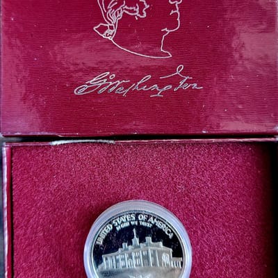 1982-S George Washington 250th Anniversary of Birt - additional view
