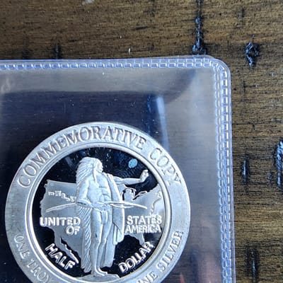The Oregon Trail Memorial 1 OZ Silver - additional view