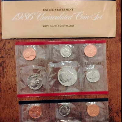 1986 United States Mint P&D Uncirculated Coin Set 