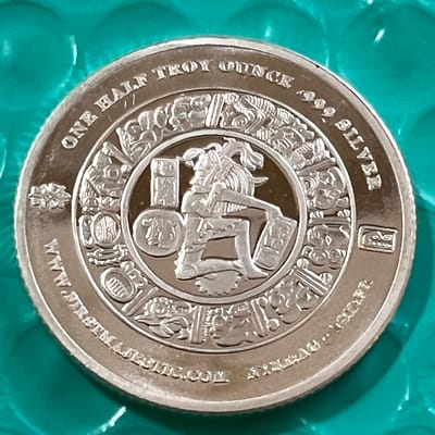 1/2 ounce Mayan Dancer 