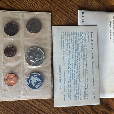 1965 mint set - additional view