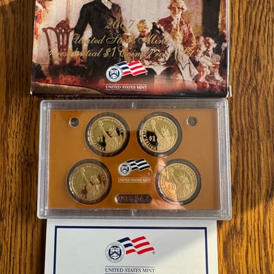 2007 President Dollar Proof Set - additional view