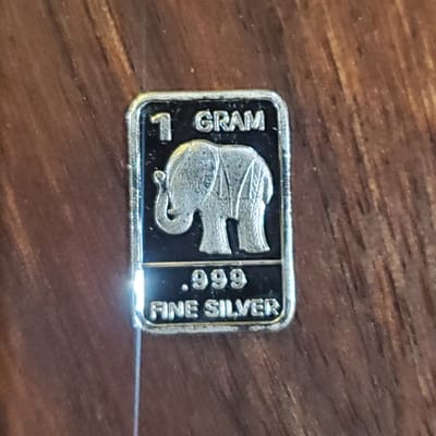 5 One Gram Silver Bars Random Design - additional view