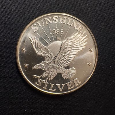 1985 Sunshine Mining 1 oz .999 Fine Silver Round