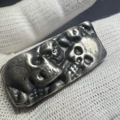 Antiqued Wild Pig Hand Poured Skull 2 oz Bar - additional view