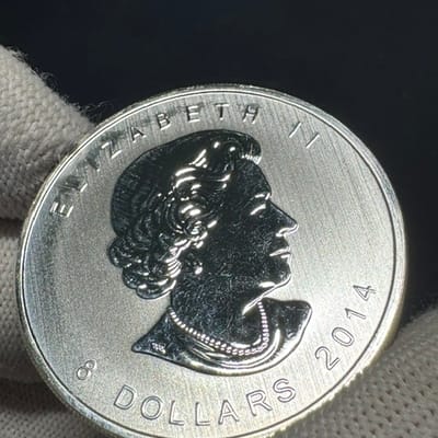 Canada 2014 Silver Arctic Fox 1-1/2 ounce .9999  - additional view