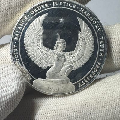 Kinesis Mint Egyptian Goddess Ma’at 1 oz .999