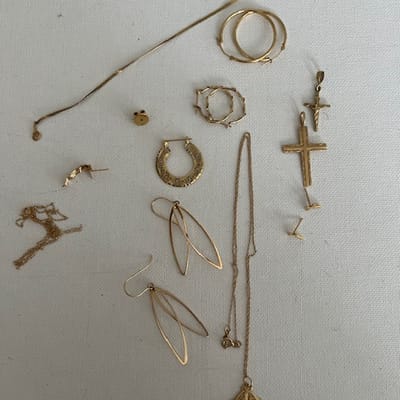 6.9 gram AGW Gold Lot Jewellery + Scrap - additional view