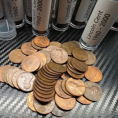 2 Rolls Lincoln Cents 1960‑2000 Unsearched - additional view