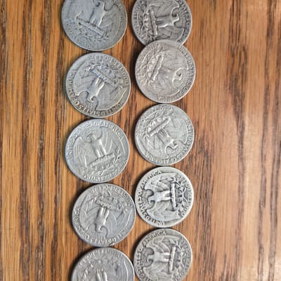10 silver Washington quarters - additional view
