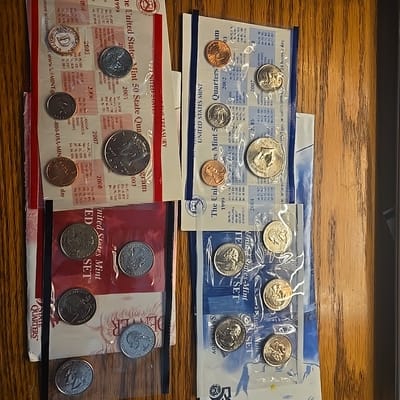 1999 uncirculated mint set P&D - additional view