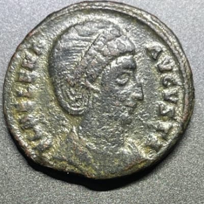327-329 AD Roman Imperial Helena - Securitas