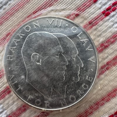 1970 Norway 25Kroner in Original Plastic!