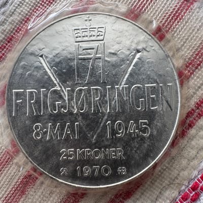 1970 Norway 25Kroner in Original Plastic! - additional view