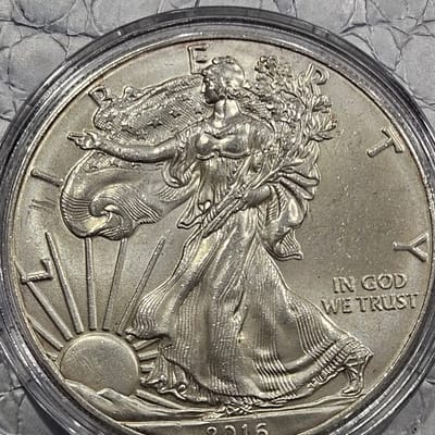 Share 2016 1 oz American Silver Eagle in capsule